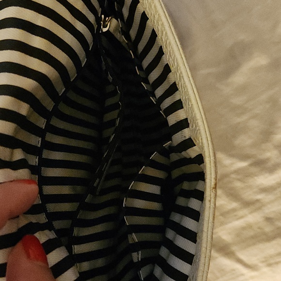 Kate Spade purse - Picture 3 of 5